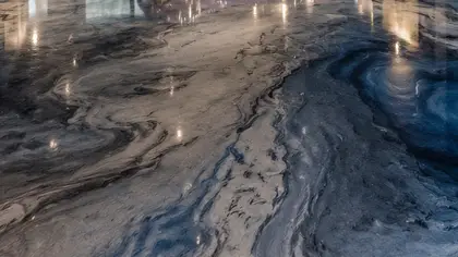 Metallic epoxy, close up of the finished surface
